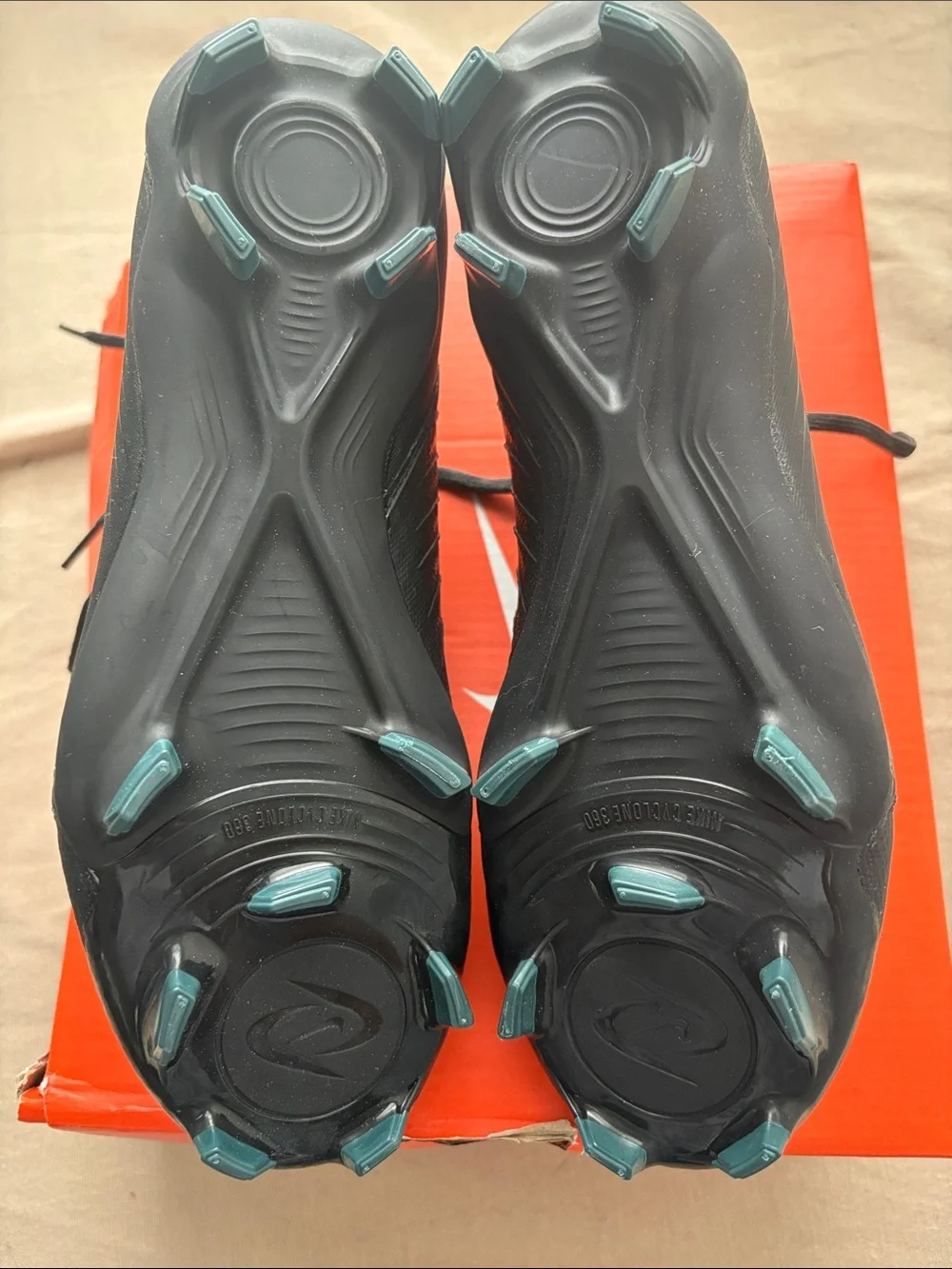 Nike Men’s Black Athletic Soccer Cleats